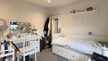 Carlisle Avenue, Acton W3, Image 9