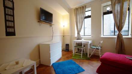 Dudley Court, Marble Arch, W1, Image 2