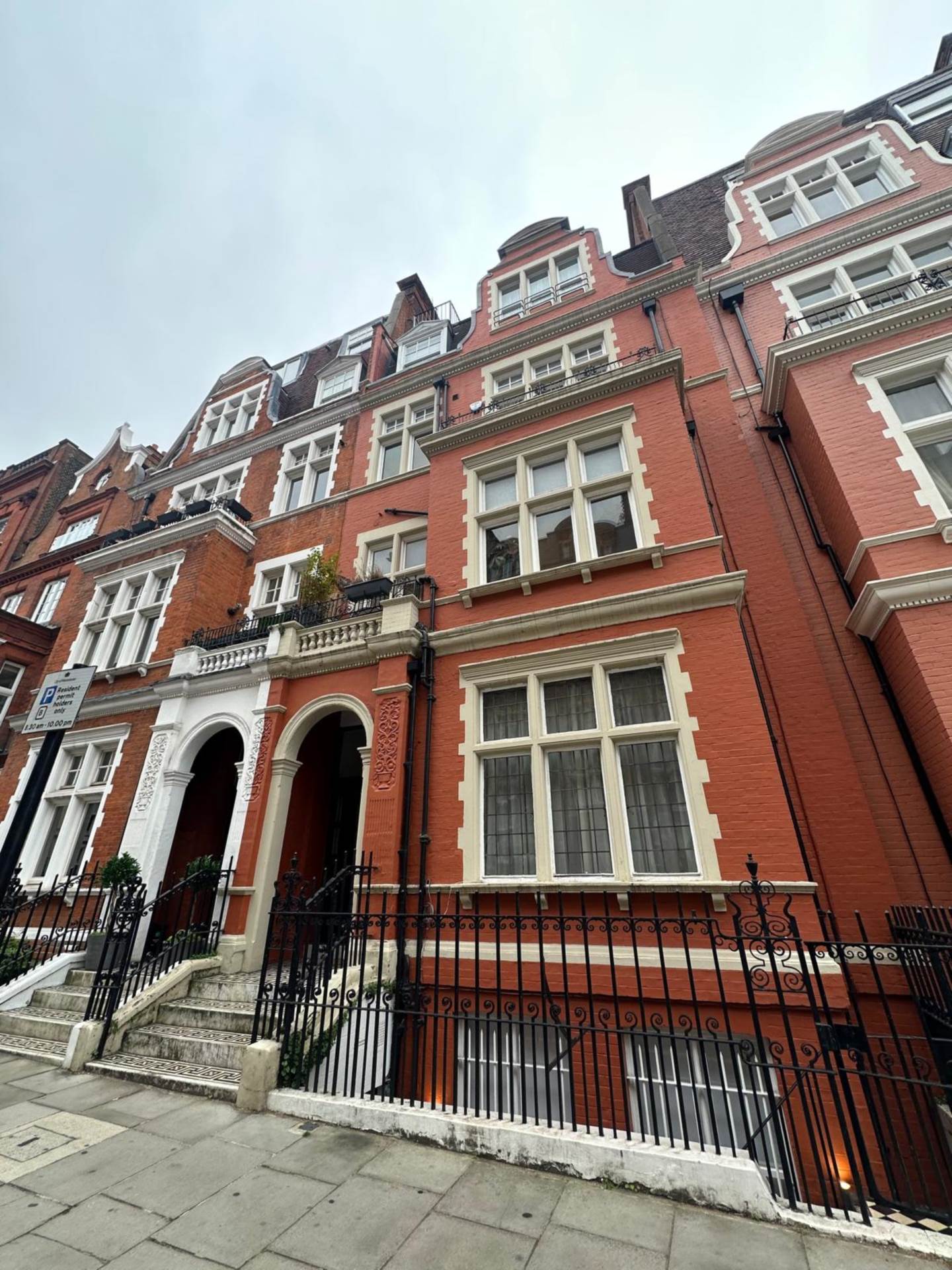 Palace Court, Bayswater, Image 13