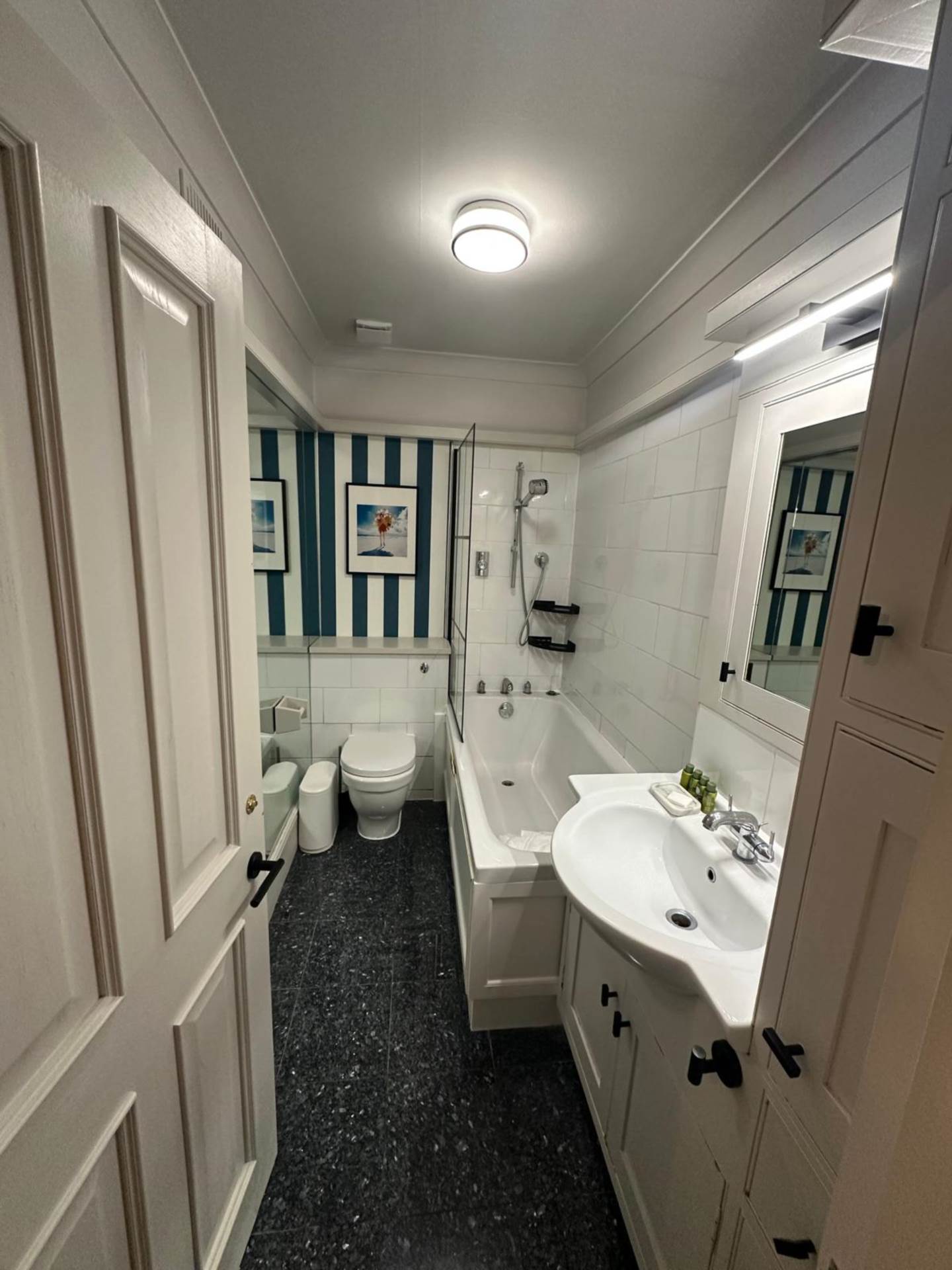 Palace Court, Bayswater, Image 6