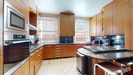 Albert Gate Court, Knightsbridge, SW1X, Image 5