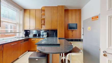 Albert Gate Court, Knightsbridge, SW1X, Image 6