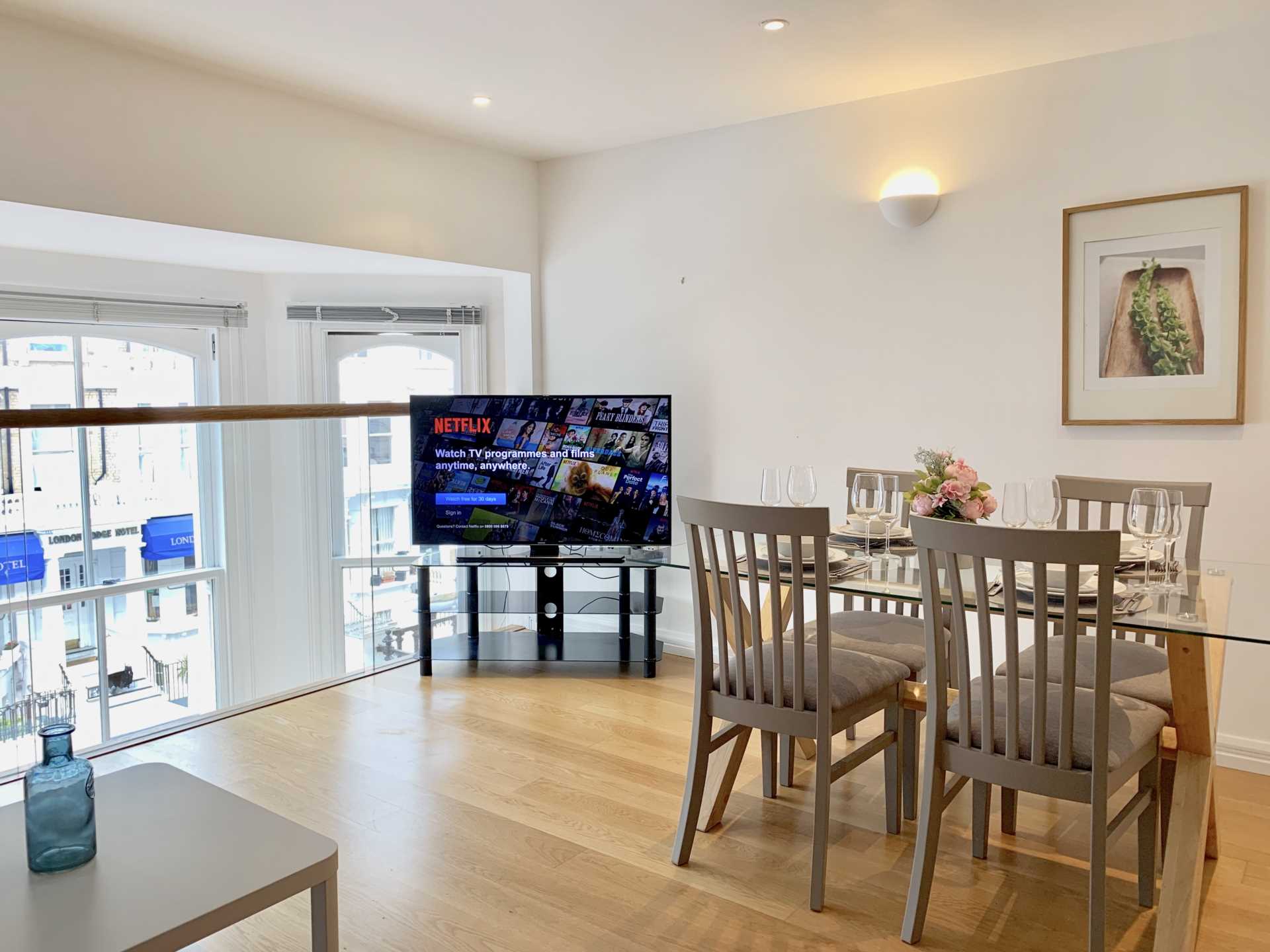 1 Bed - Lexham Gardens, Kensington W8, Image 9