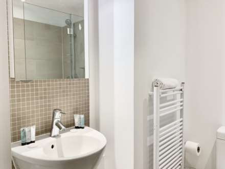 1 Bed - Lexham Gardens, Kensington W8, Image 5