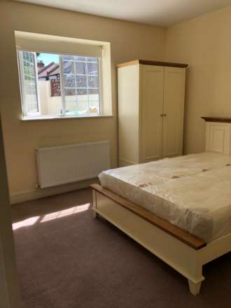 The Vale, Acton, W3, Image 11