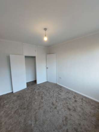 Honor Oak Road, Image 10