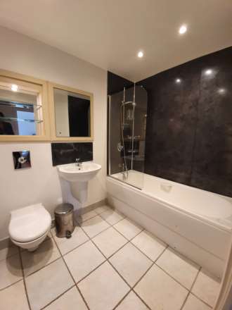41 Millharbour, South Quay, E14 9ND, Image 16