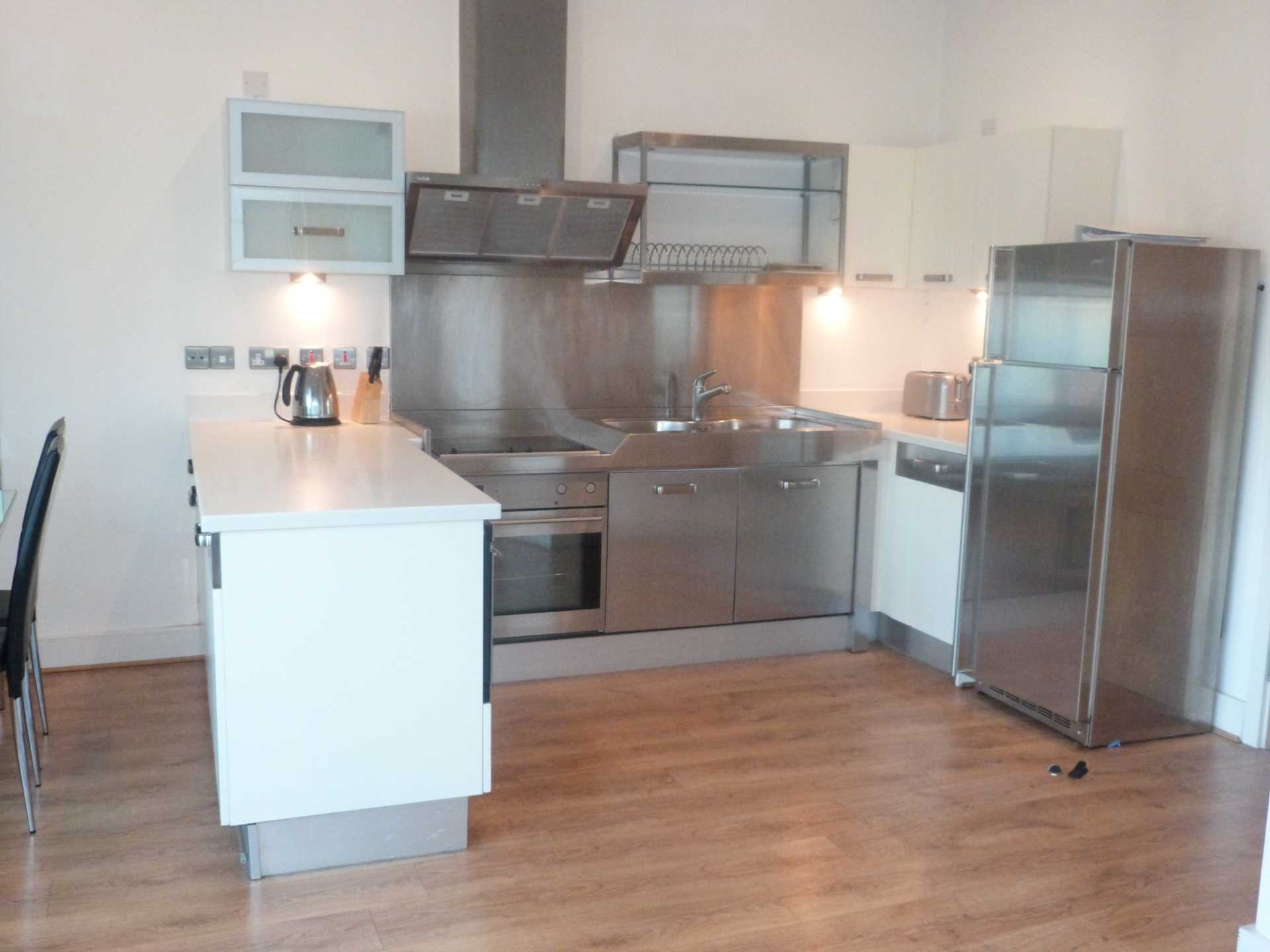 Halcyon Wharf, Wapping High Street, London E1W, Image 5