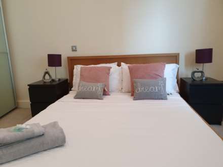 Halcyon Wharf, Wapping High Street, London E1W, Image 12