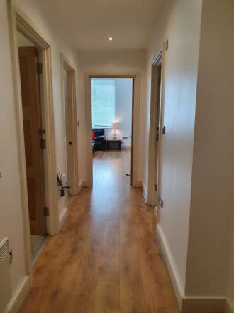 Halcyon Wharf, Wapping High Street, London E1W, Image 13