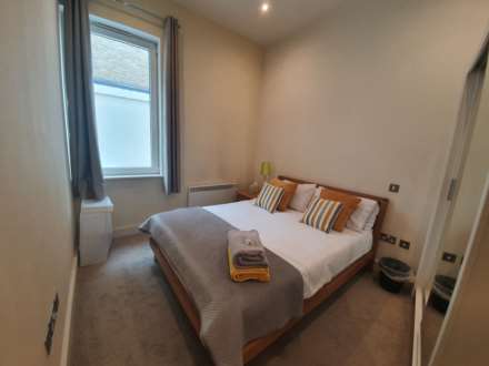 Halcyon Wharf, Wapping High Street, London E1W, Image 14