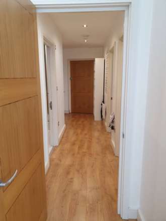 Halcyon Wharf, Wapping High Street, London E1W, Image 20