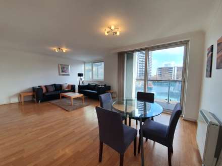 Property For Rent Boardwalk Place, Canary Wharf, London