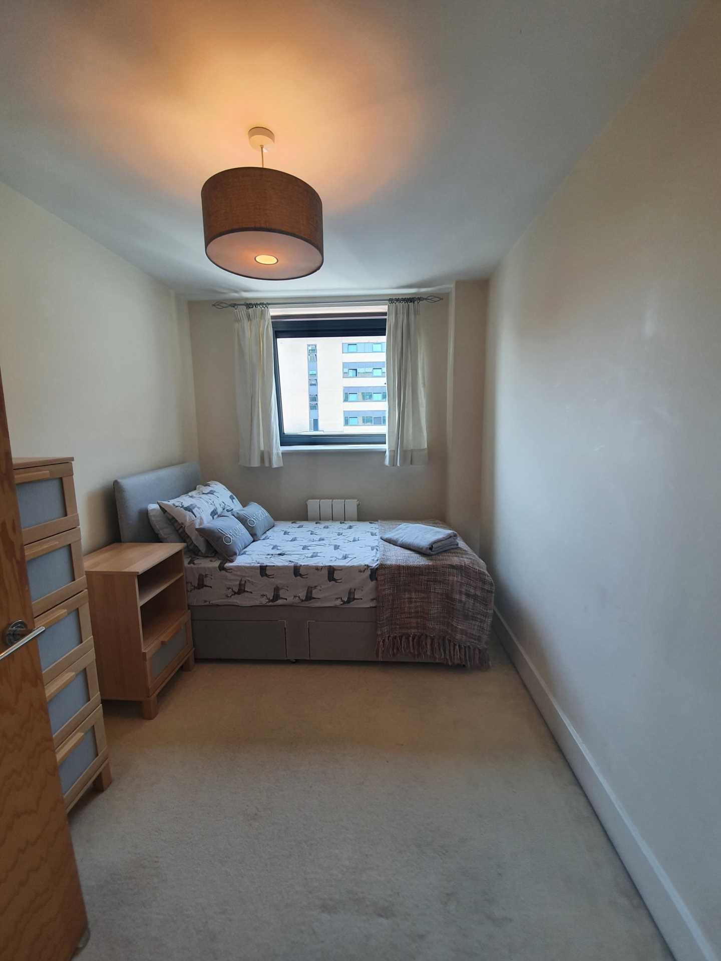 41 Millharbour, London E14 9ND (Water, Gas/Heating included), Image 14