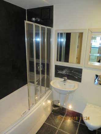 41 Millharbour, London E14 9ND (Water, Gas/Heating included), Image 3