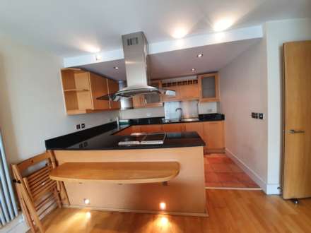 41 Millharbour, London E14 9ND (Water, Gas/Heating included), Image 6