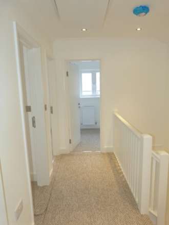 Minster Road, Bromley BR1 4DY, Image 20