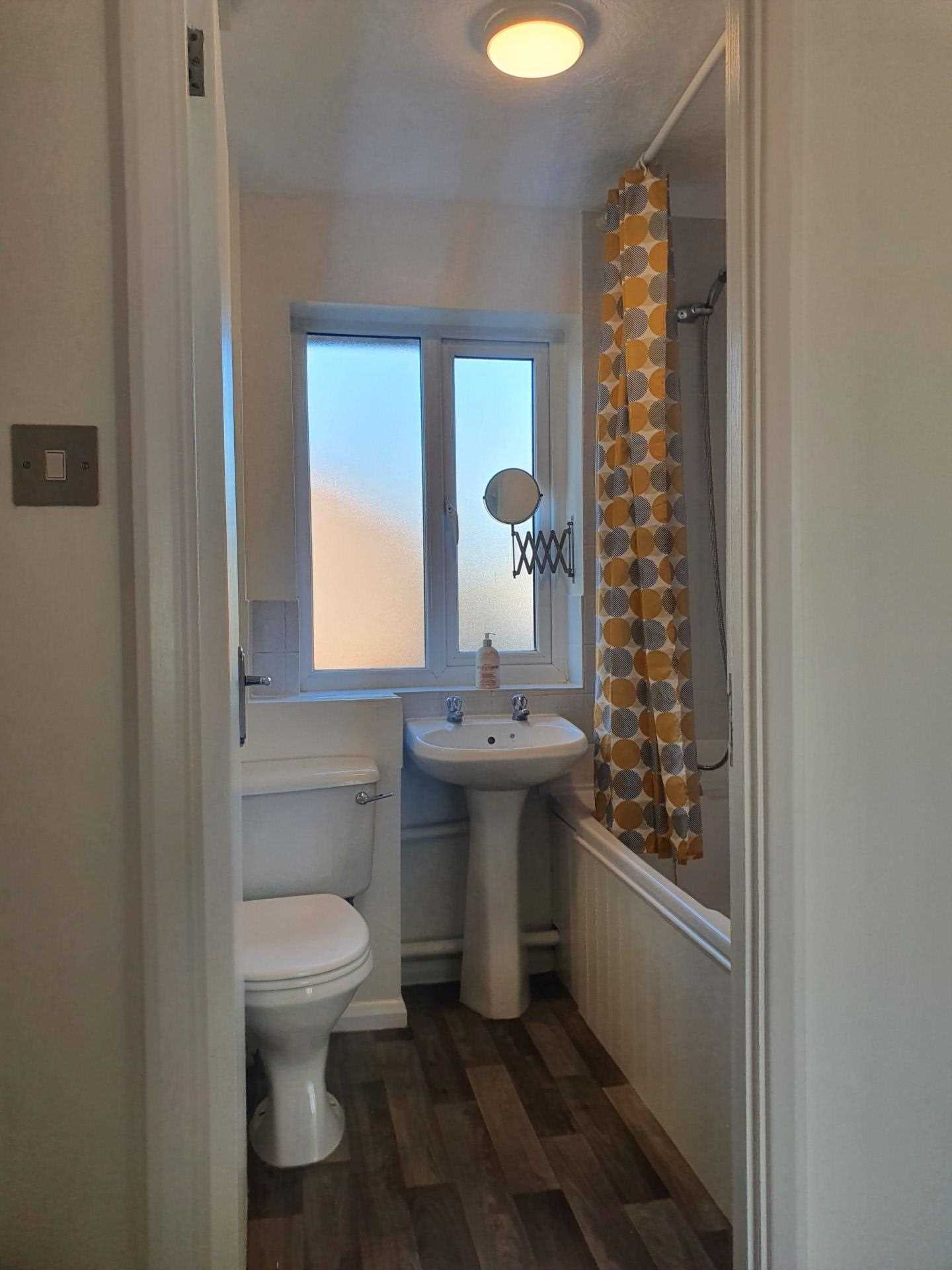 St Timothys Mews, Bromley BR1, Image 18