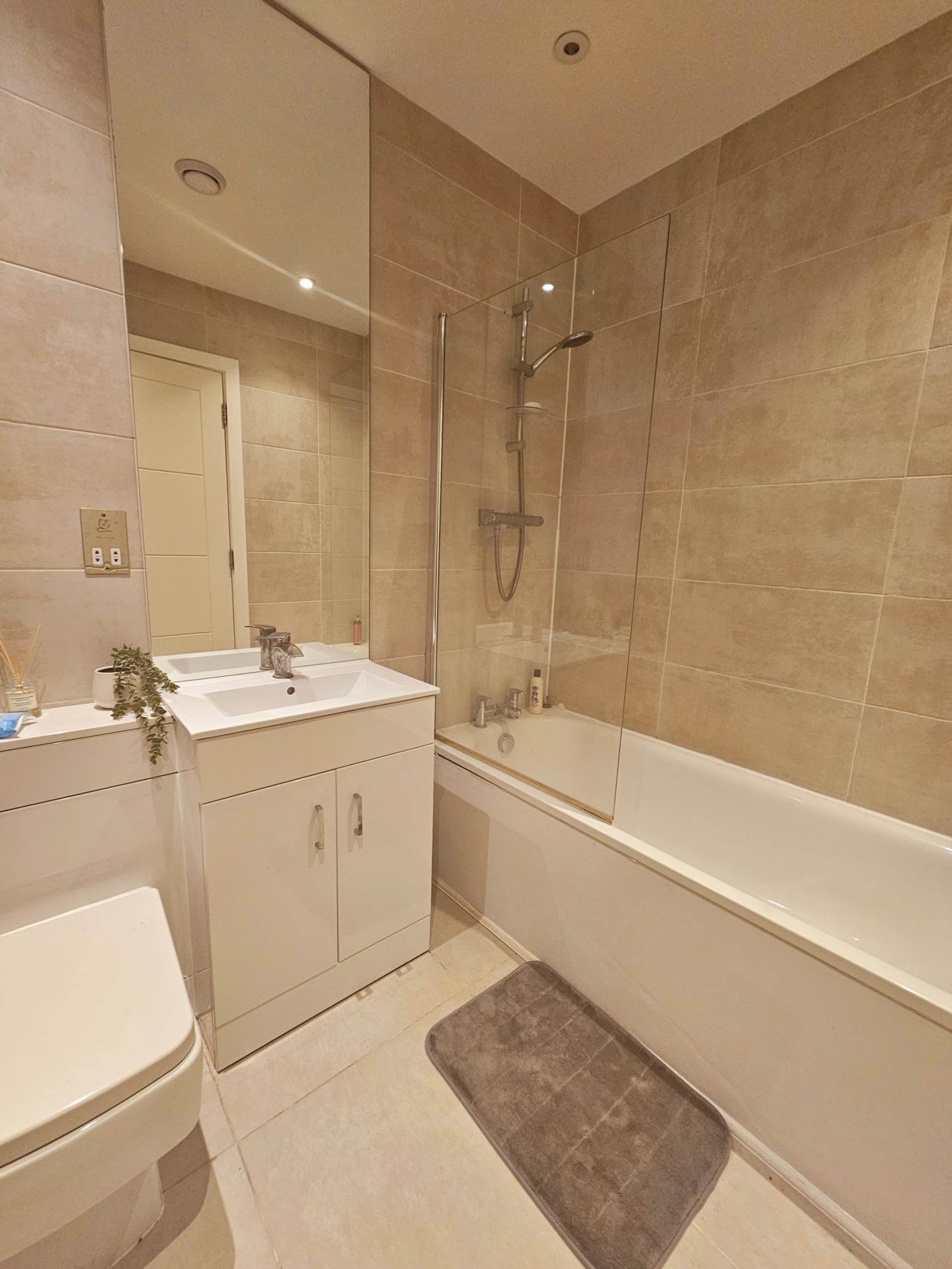 Broadway House, High Street, Bromley BR1, Image 3