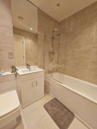 Broadway House, High Street, Bromley BR1, Image 3