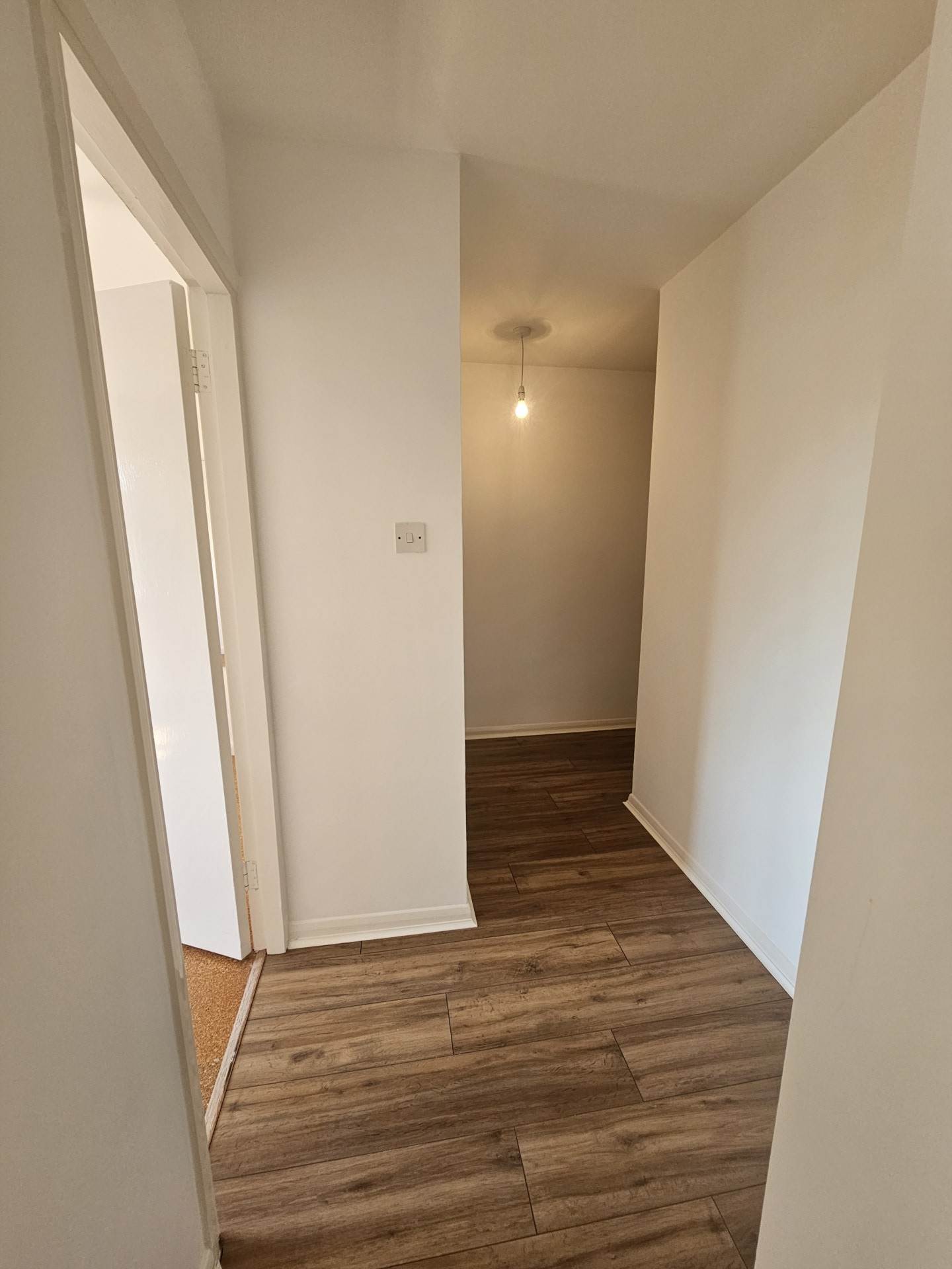 One bedroom, Selhurst Road, South Norwood, SE25 (with allocated parking)!, Image 13