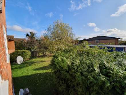 One bedroom, Selhurst Road, South Norwood, SE25 (with allocated parking)!, Image 6