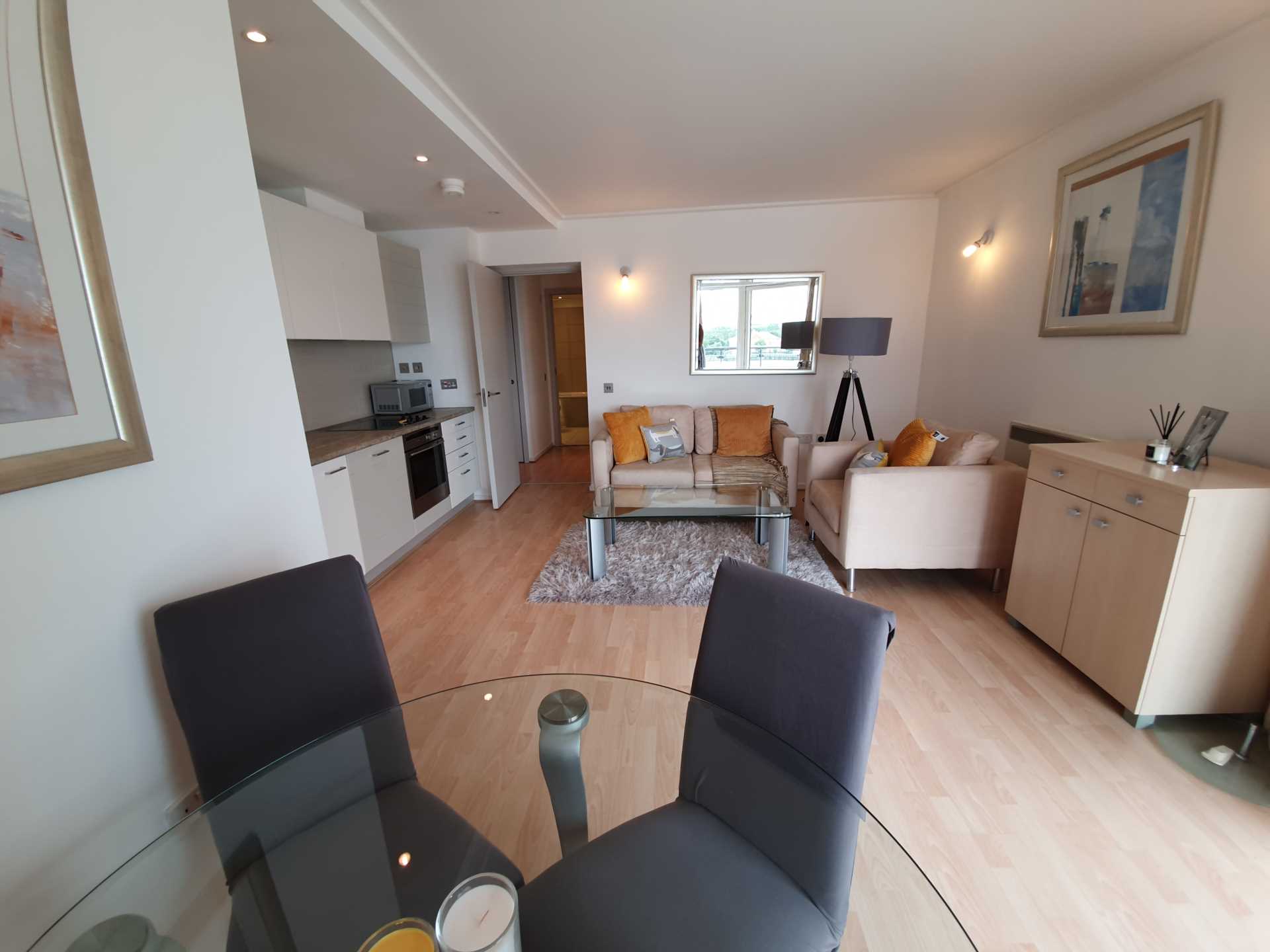 5th Floor, luxury one bedroom in Seacon Tower, E14 8JX, Image 6
