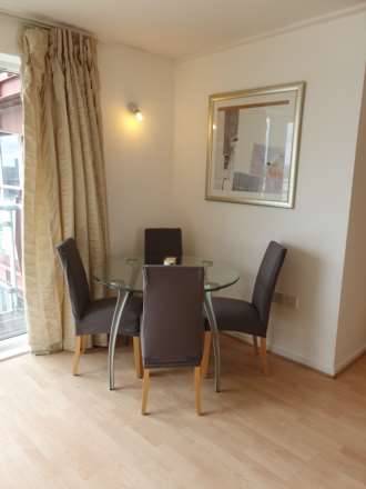 5th Floor, luxury one bedroom in Seacon Tower, E14 8JX, Image 10
