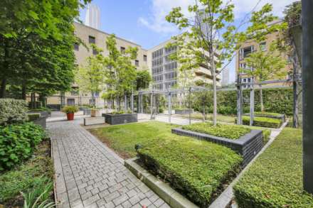 5th Floor, luxury one bedroom in Seacon Tower, E14 8JX, Image 17