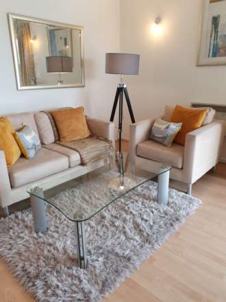 5th Floor, luxury one bedroom in Seacon Tower, E14 8JX, Image 9