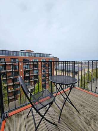 Warehouse Court, Woolwich SE18 w/Parking!, Image 14