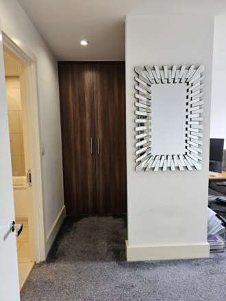 Warehouse Court, Woolwich SE18 w/Parking!, Image 5
