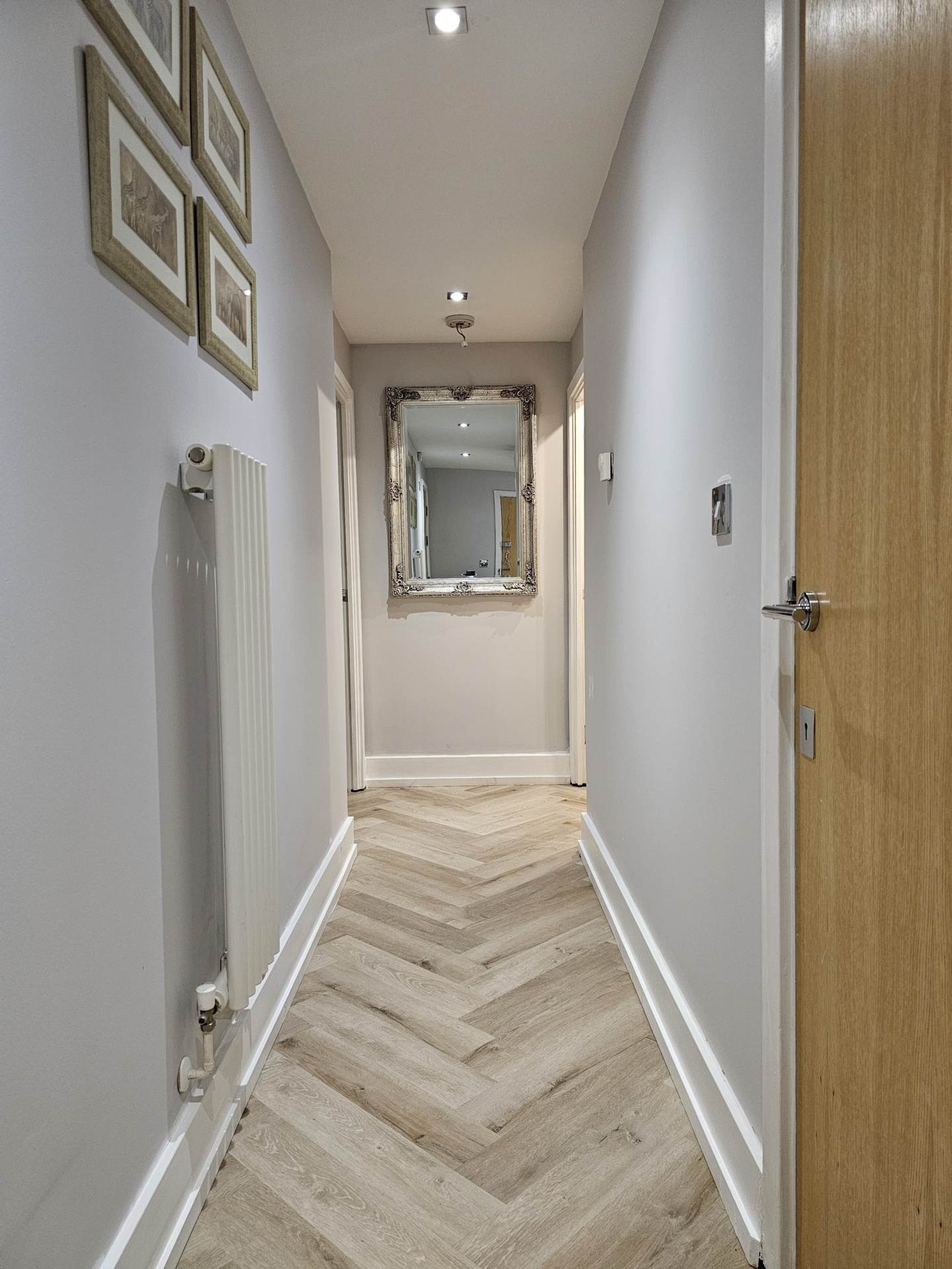 Millharbour, South Quay, E14 9NA (with allocated gated parking), Image 10