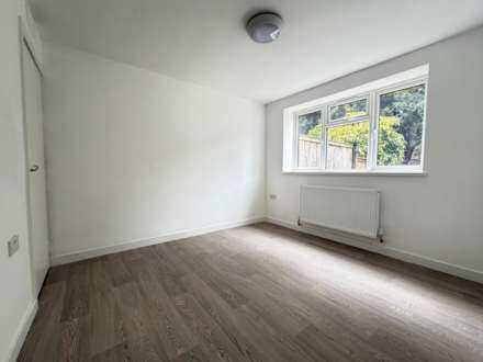 2 bedrooms, Carston Close, London SE12, Image 9