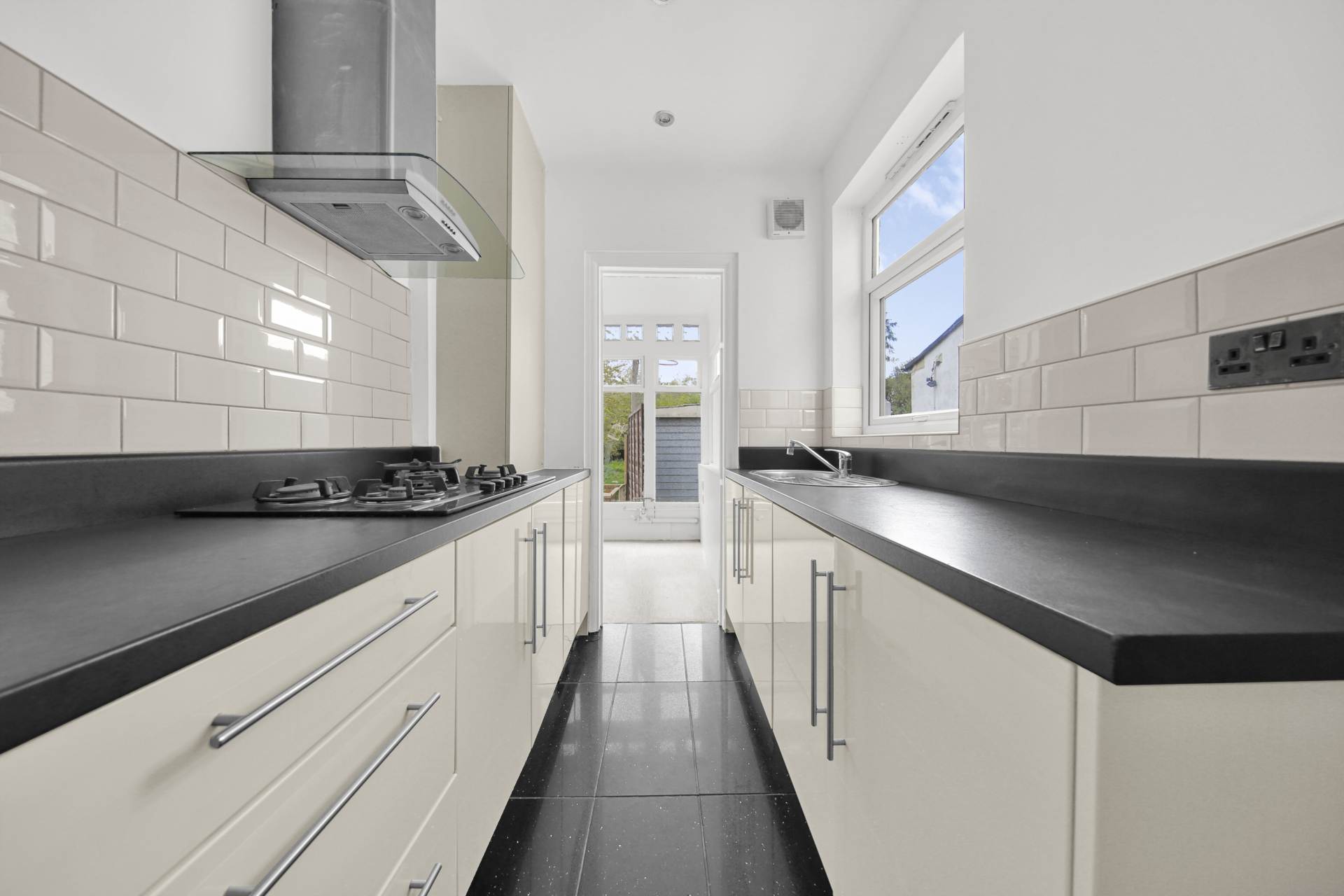 Newly decorated 3-bed semi-detached house,Bourne Vale, BR2 Bromley, Image 11