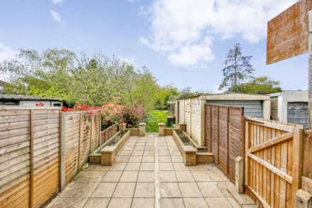 Newly decorated 3-bed semi-detached house,Bourne Vale, BR2 Bromley, Image 22