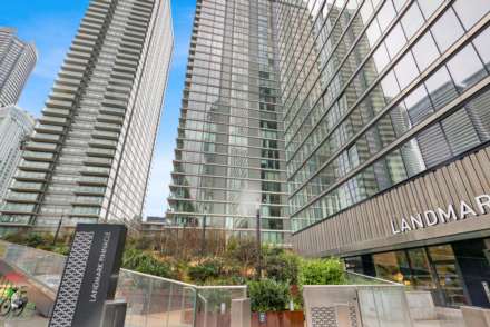 1 bedroom in Landmark West Tower, London E14, Image 13