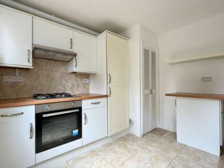 2 Bedroom Ground Floor Flat – Mosul Way, BR2 (Near Trinity Village), Image 12