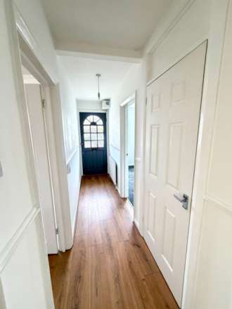2 Bedroom Ground Floor Flat – Mosul Way, BR2 (Near Trinity Village), Image 5