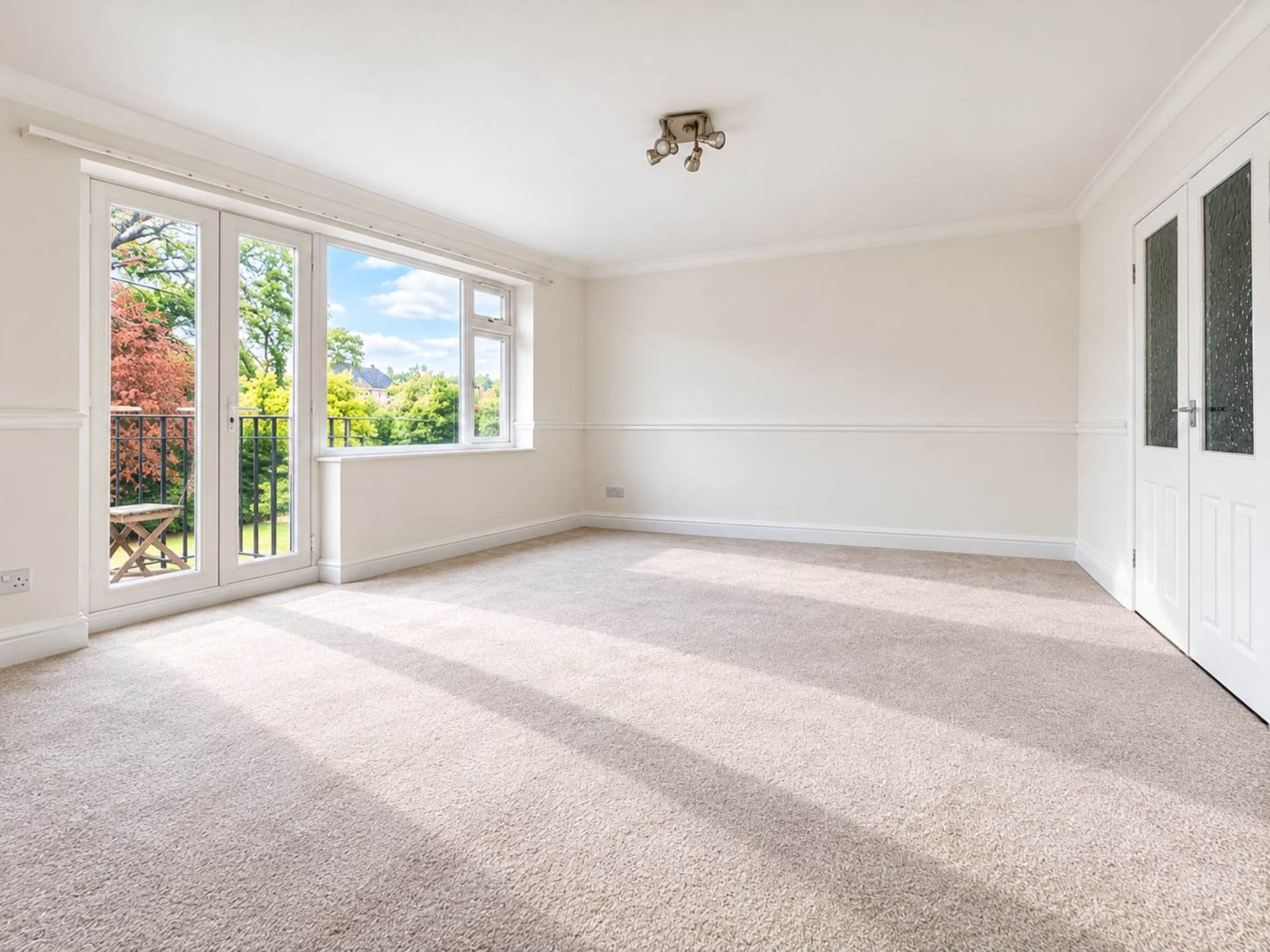 Coombe Dene, Bromley, Image 3