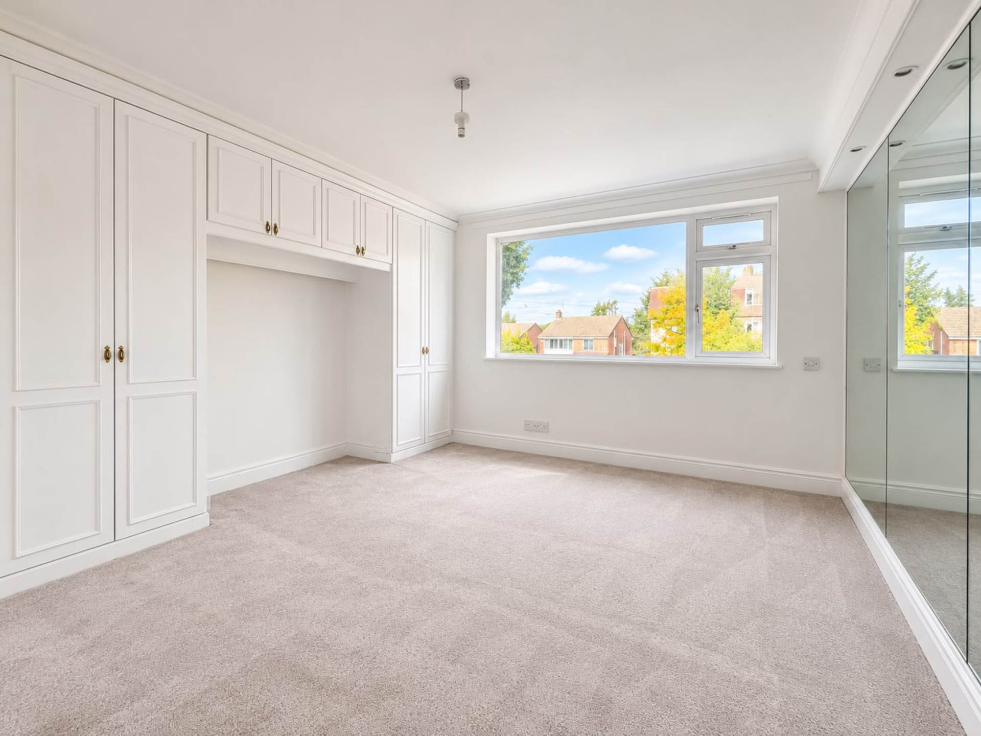 Coombe Dene, Bromley, Image 7