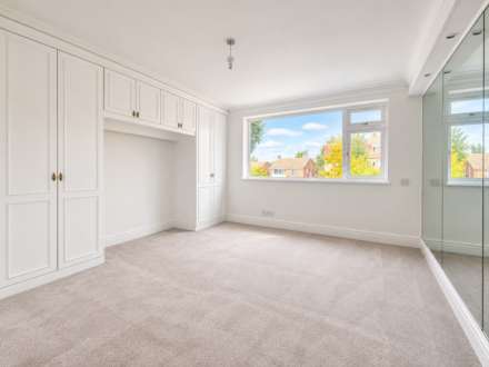 Coombe Dene, Bromley, Image 7
