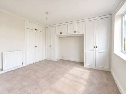 Coombe Dene, Bromley, Image 8