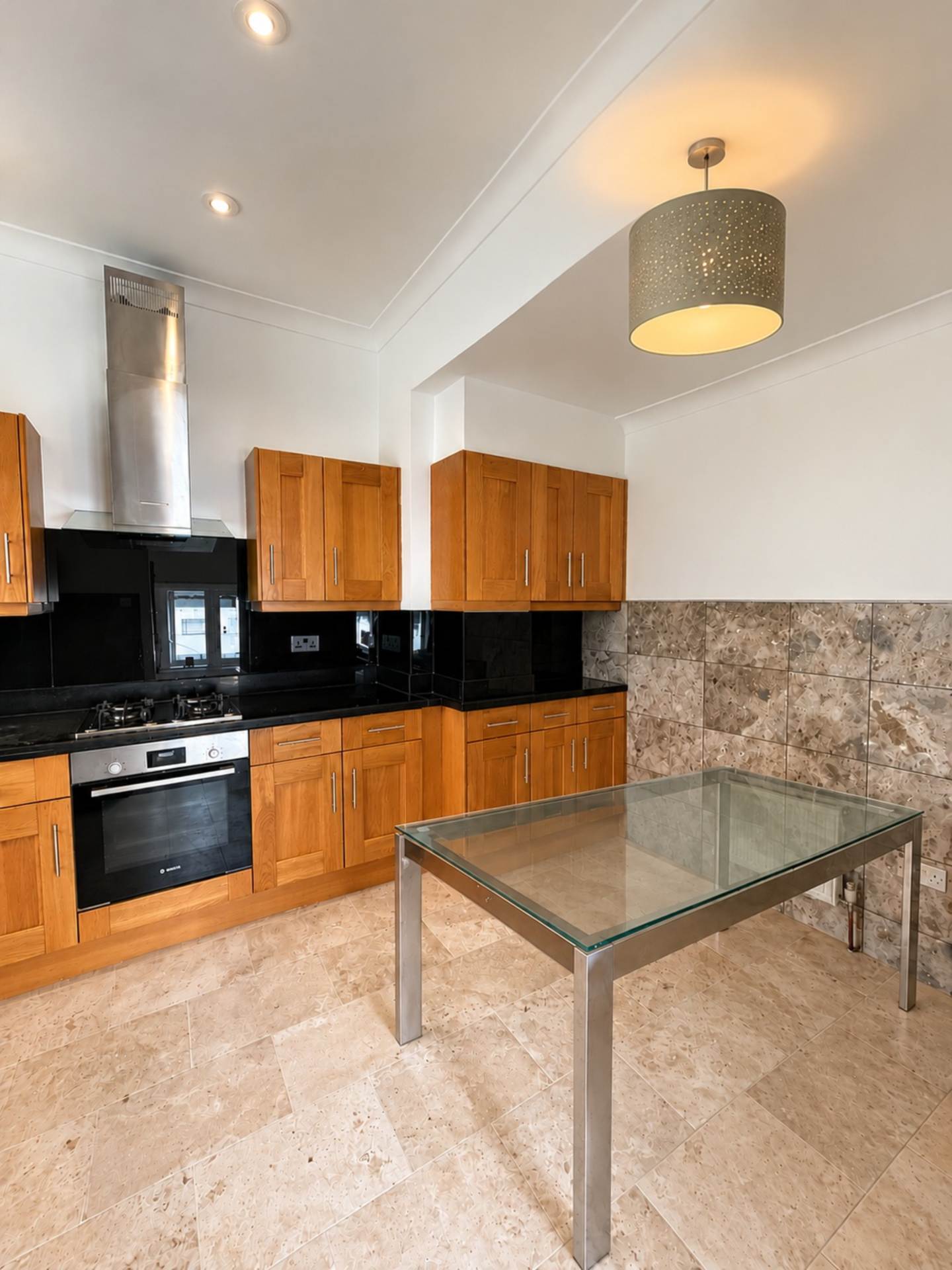 Northcote Road, London, Image 15