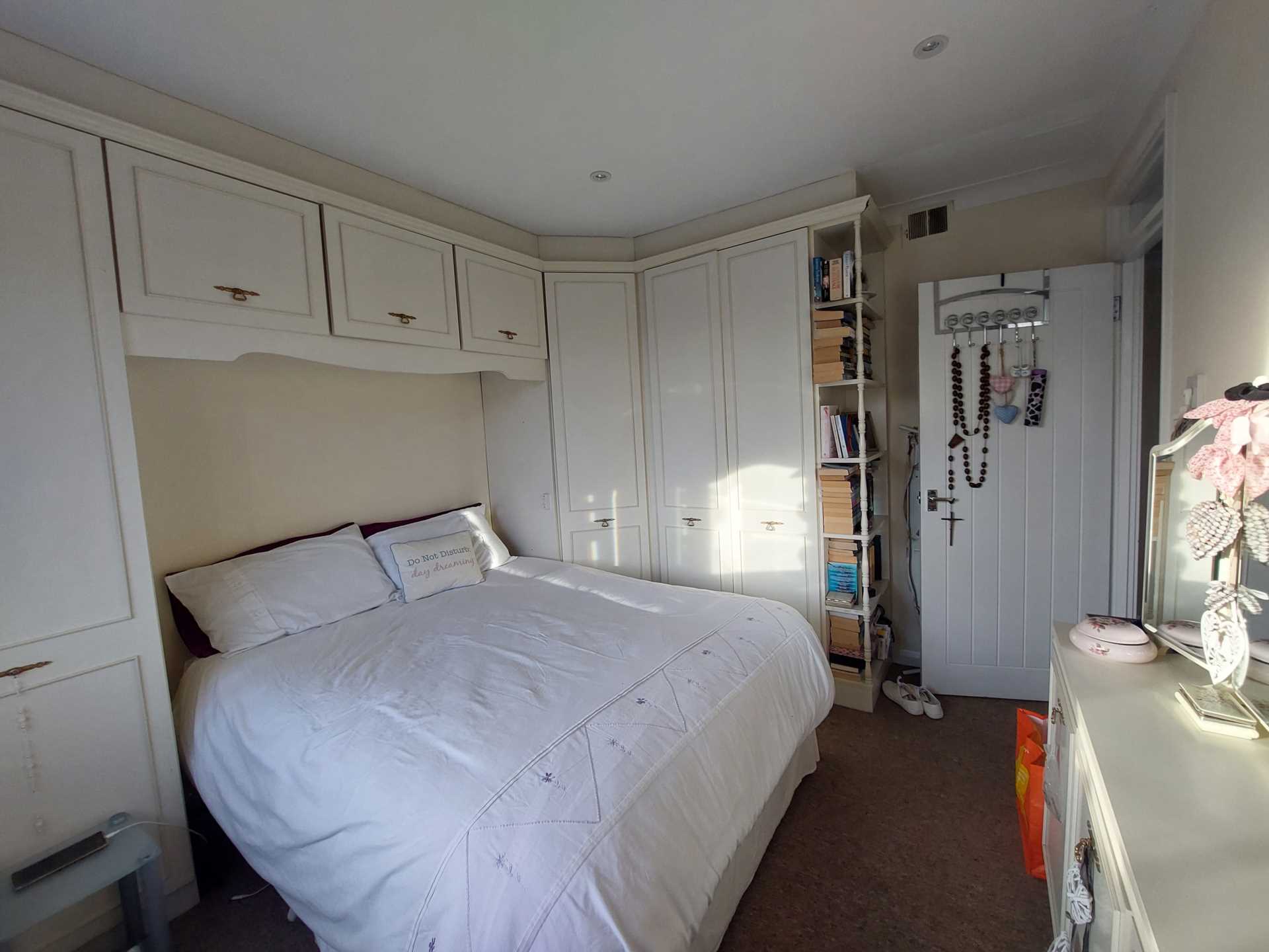 The Chilterns, 148 Murray Avenue, Image 3