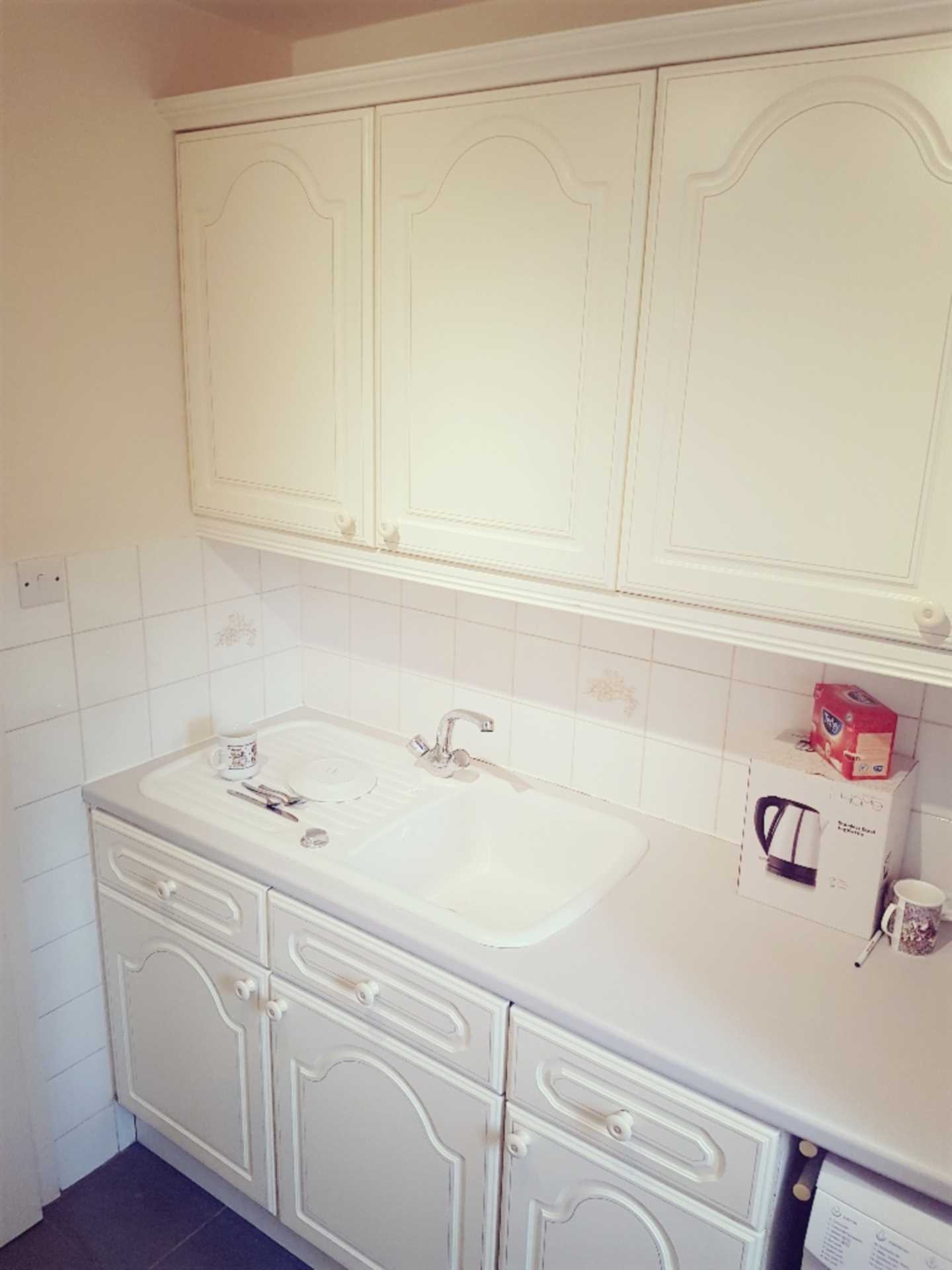 One bed ground floor flat on Widmore Road, BR1, Image 9