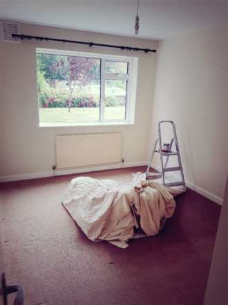 One bed ground floor flat on Widmore Road, BR1, Image 10