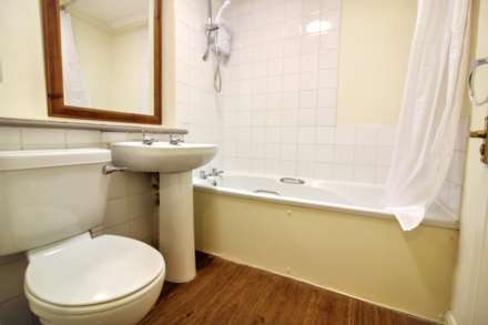 Cubb Field, Aylesbury, Image 8