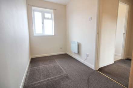 Sharp Close, Aylesbury, Image 8