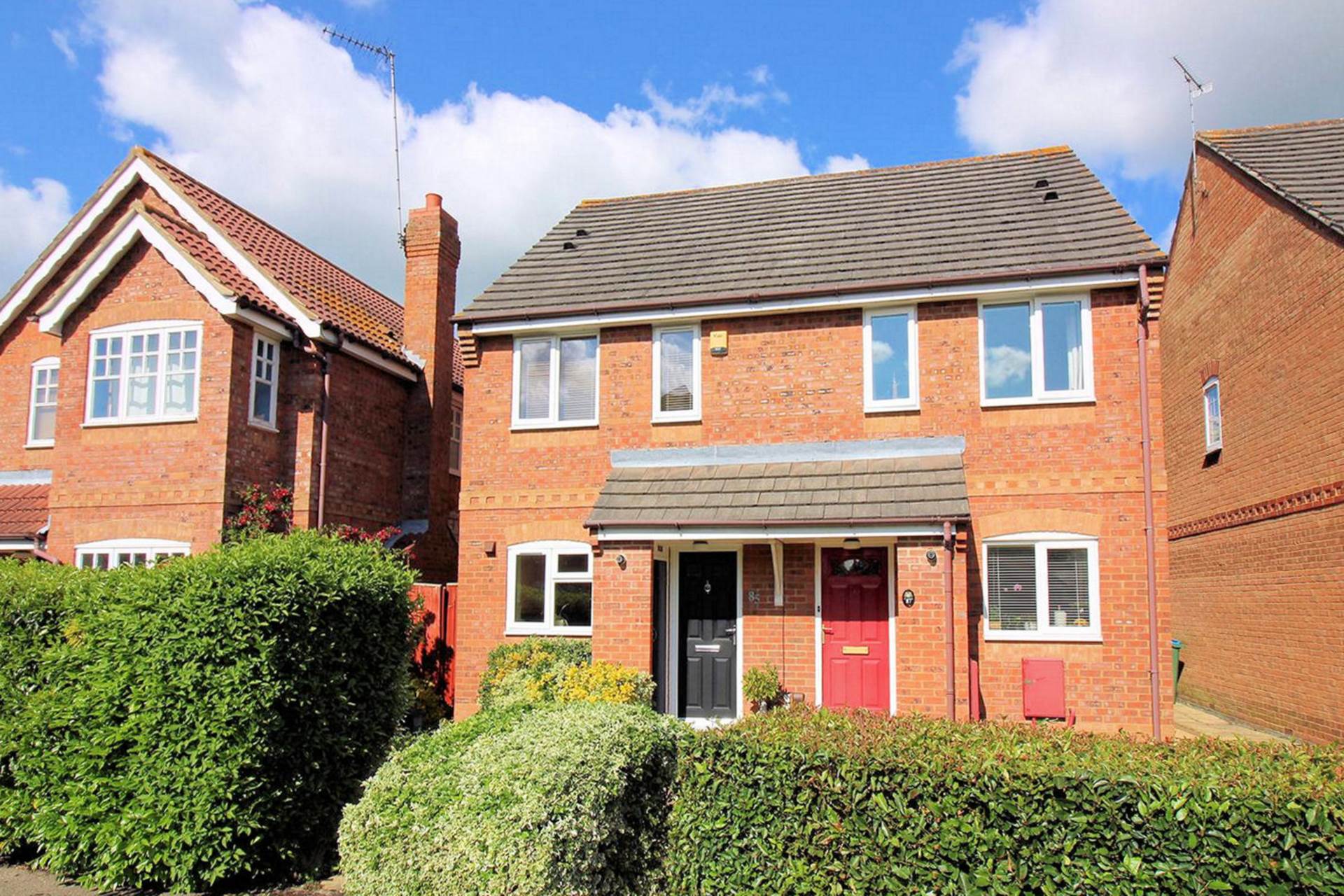Holly Drive, Aylesbury, Image 1